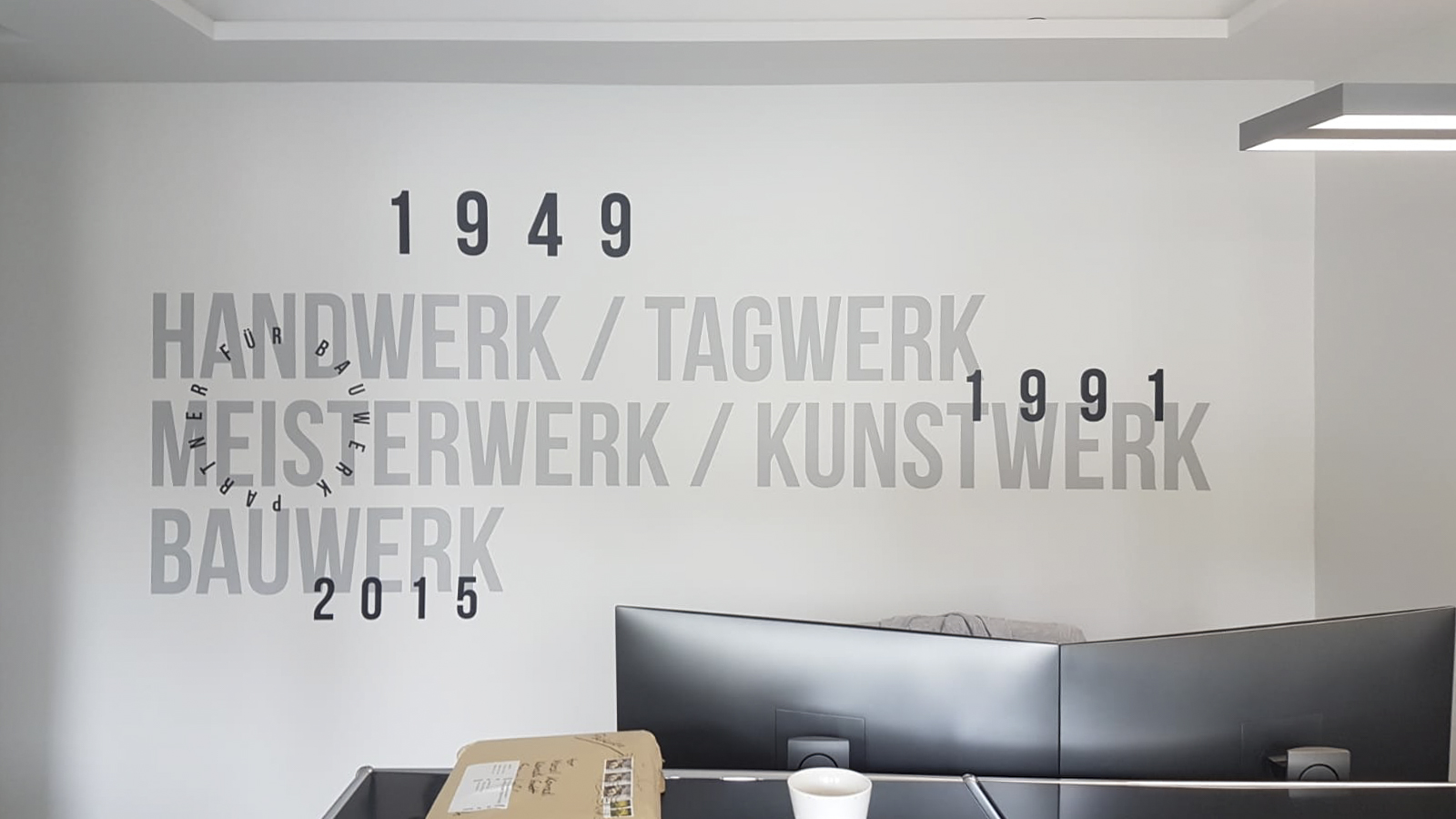 wallPen Konradi wall print-10