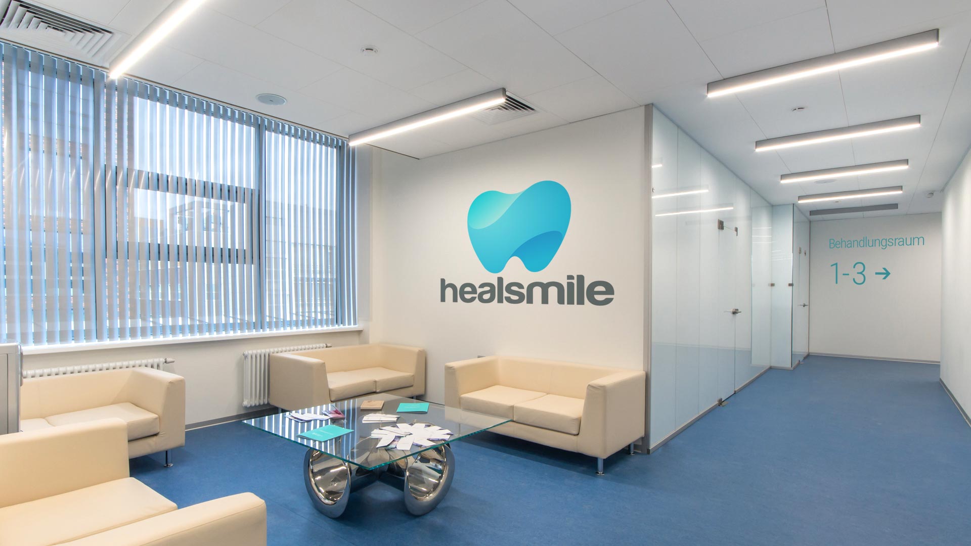 firmenlogo auf wand bedrucken, jeder fläche